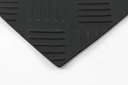 5545 - Chequer Plate Rubber Matting